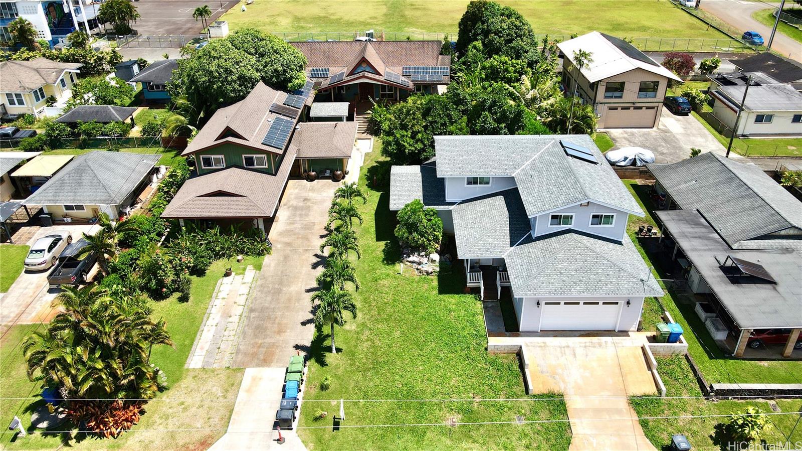 74  Makaweo Ave Wahiawa Area, Central home - photo 3 of 20