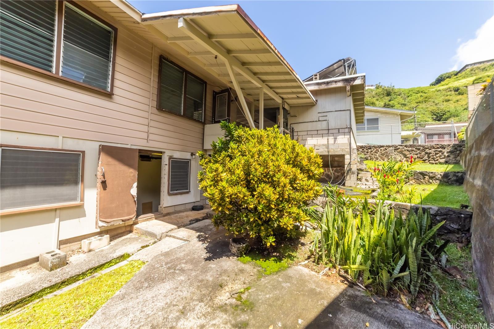 741  Alewa Drive Puunui, Honolulu home - photo 15 of 24