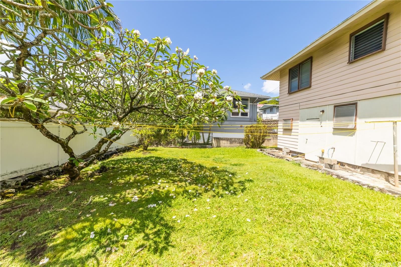 741  Alewa Drive Puunui, Honolulu home - photo 23 of 24