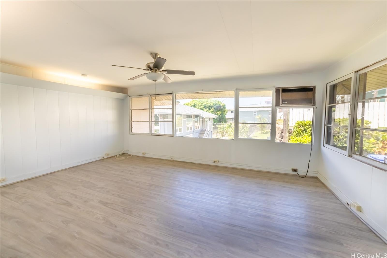 741  Alewa Drive Puunui, Honolulu home - photo 5 of 24