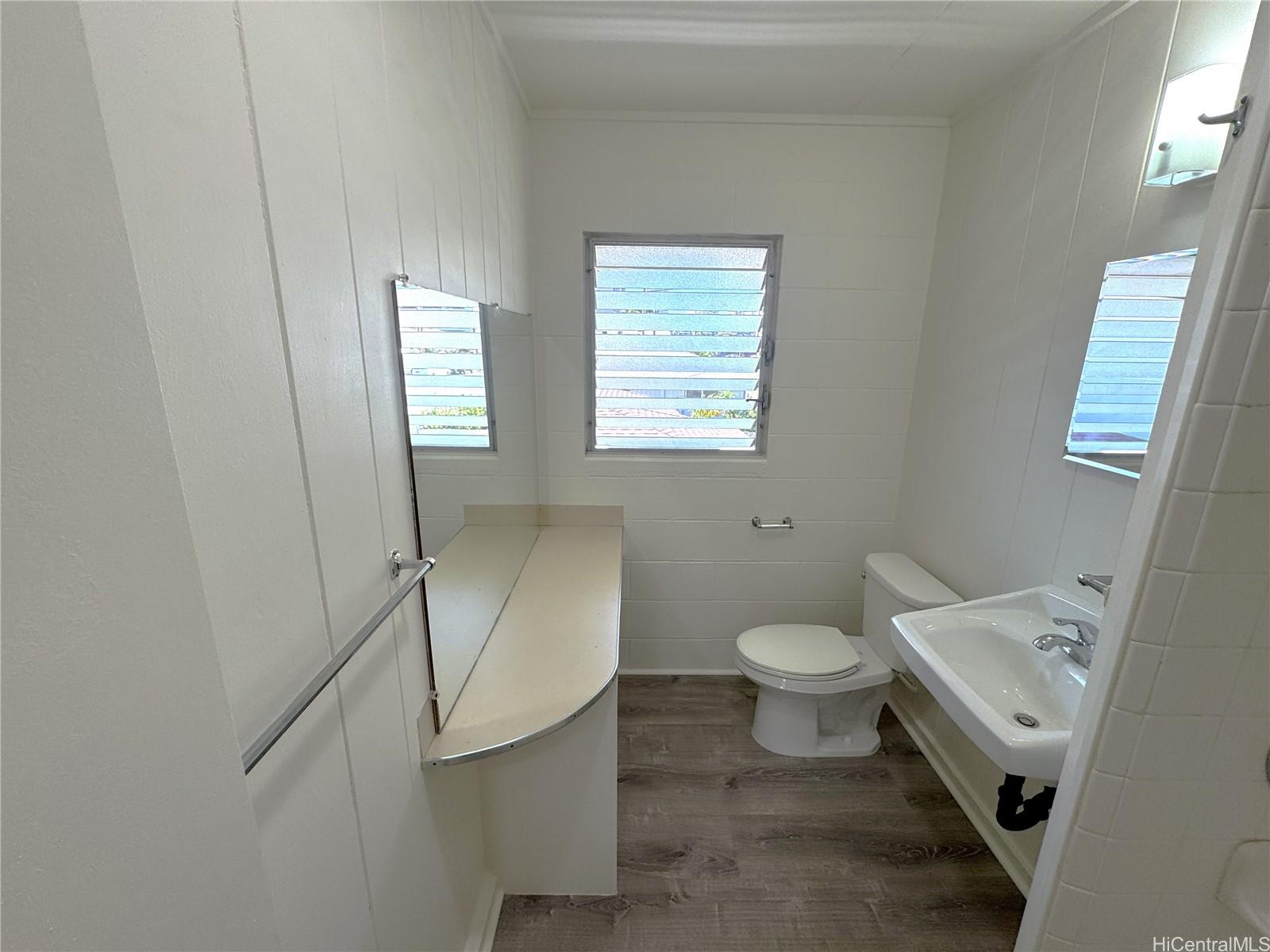 741 Hoawa St Honolulu - Rental - photo 6 of 12