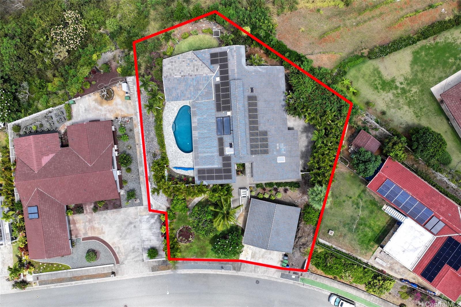 7440  Kamehame Place Kamehame Ridge, Hawaii Kai home - photo 23 of 25