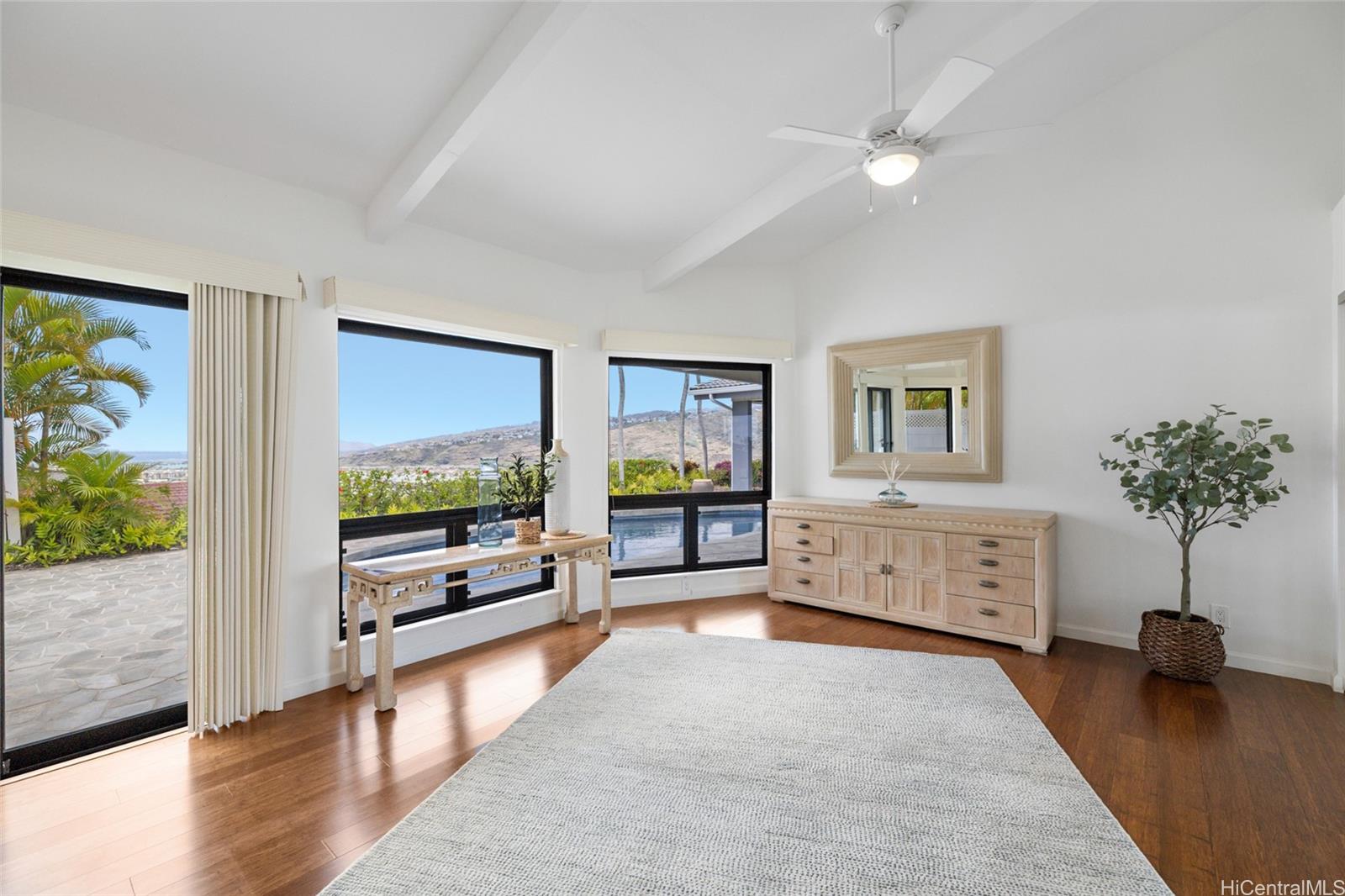 7440  Kamehame Place Kamehame Ridge, Hawaii Kai home - photo 8 of 25