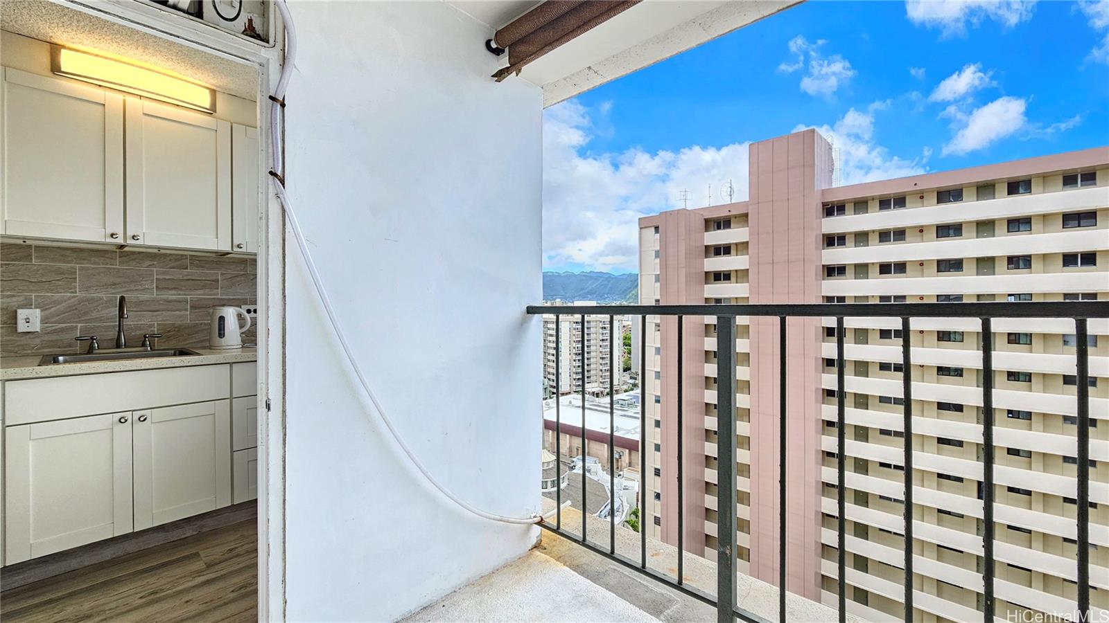 Pacific Grand condo # 1513, Honolulu, Hawaii - photo 11 of 21