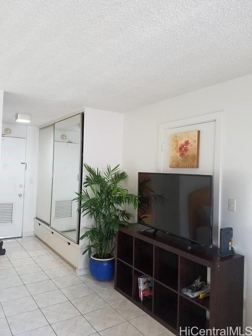 Pacific Grand condo # 1515, Honolulu, Hawaii - photo 3 of 7