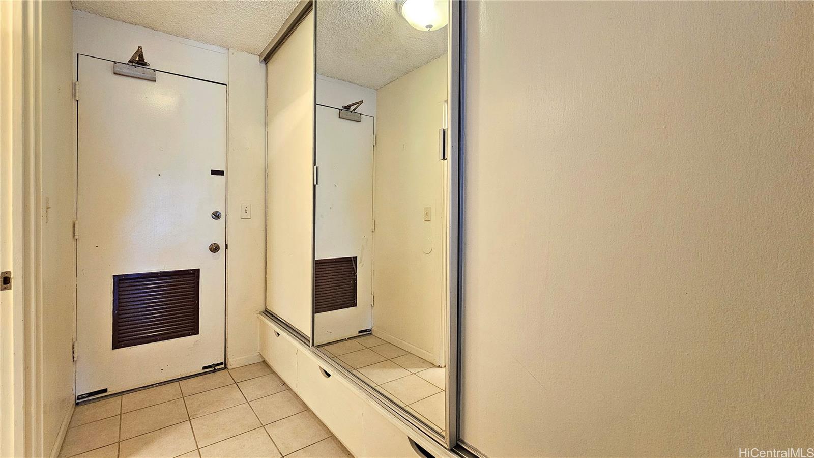 Pacific Grand condo # 1617, Honolulu, Hawaii - photo 12 of 19