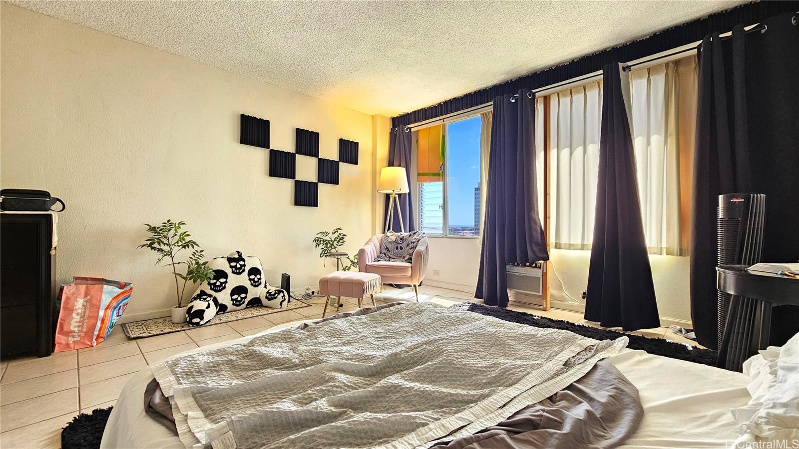 Pacific Grand condo # 1617, Honolulu, Hawaii - photo 17 of 19