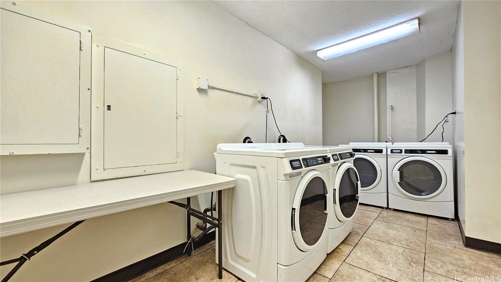 Pacific Grand condo # 1617, Honolulu, Hawaii - photo 3 of 11