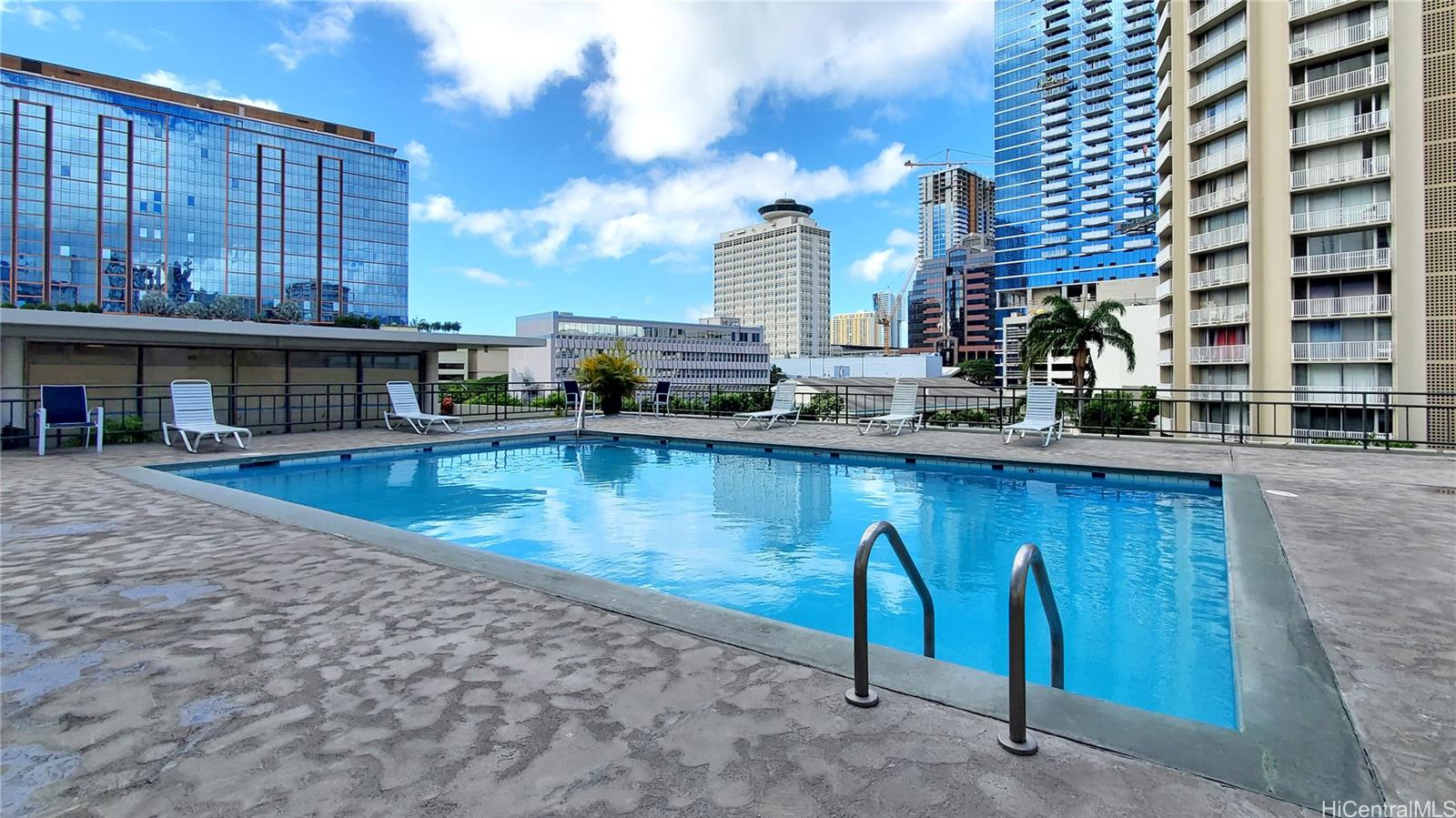 Pacific Grand condo # 1617, Honolulu, Hawaii - photo 8 of 11