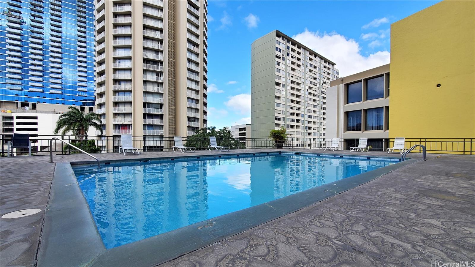 Pacific Grand condo # 1617, Honolulu, Hawaii - photo 9 of 11