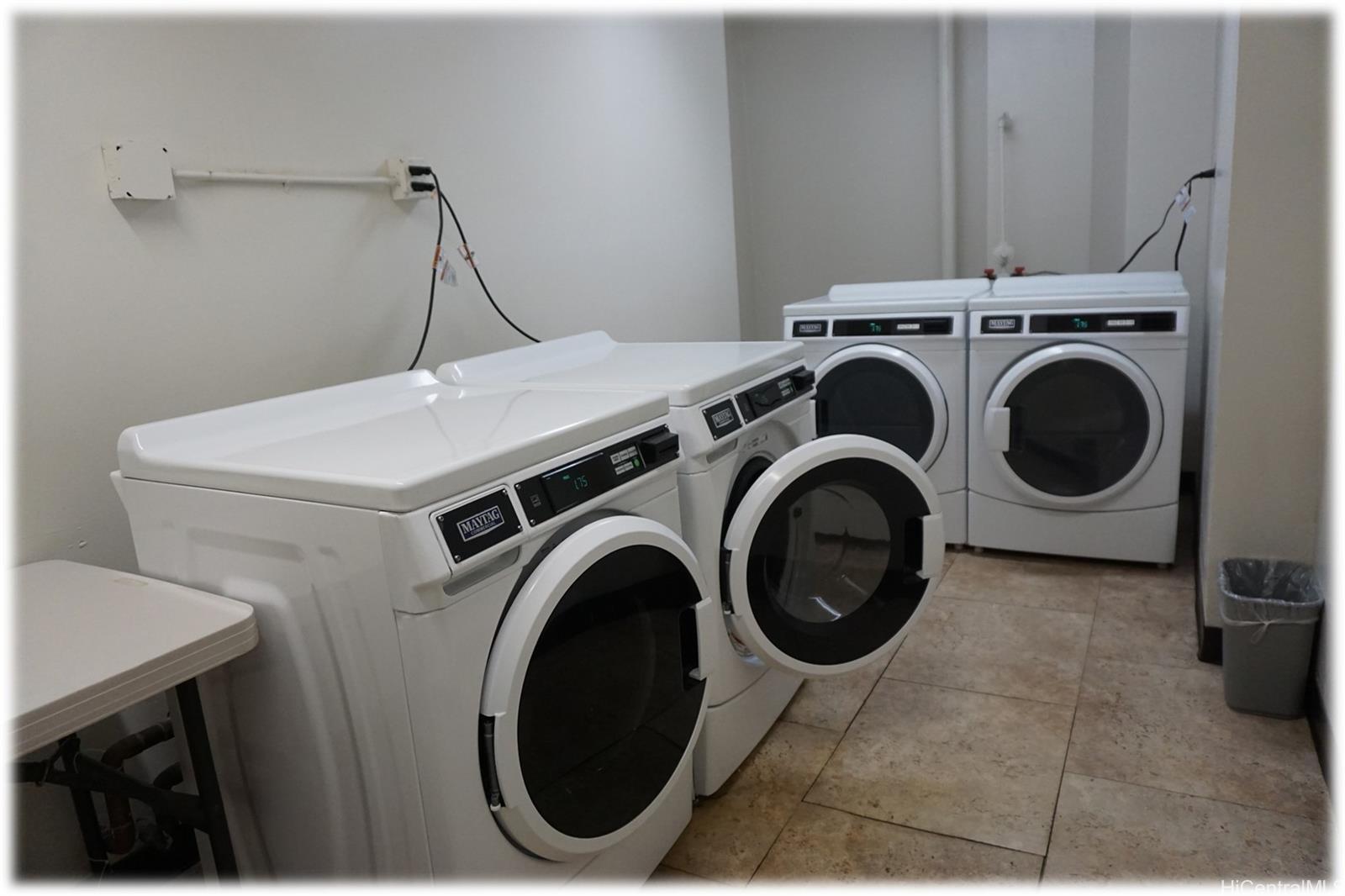 747 Amana St Honolulu - Rental - photo 6 of 9