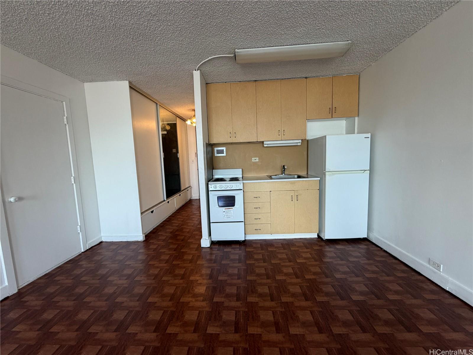 Pacific Grand condo # 2112, Honolulu, Hawaii - photo 2 of 13