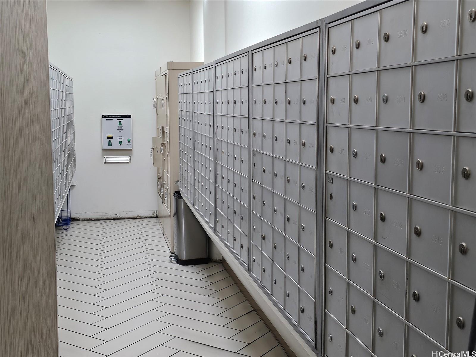 747 Amana St Honolulu - Rental - photo 13 of 13