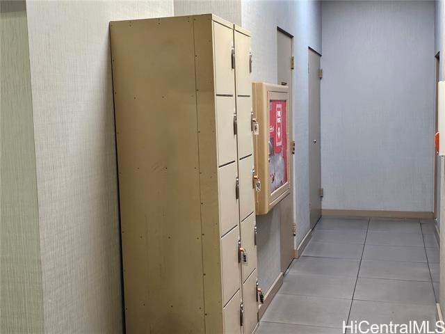 747 Amana St Honolulu - Rental - photo 8 of 13