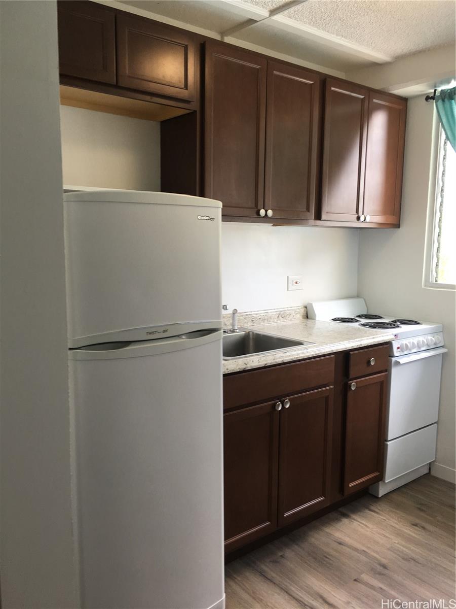 747 Amana Street Honolulu - Rental - photo 4 of 9