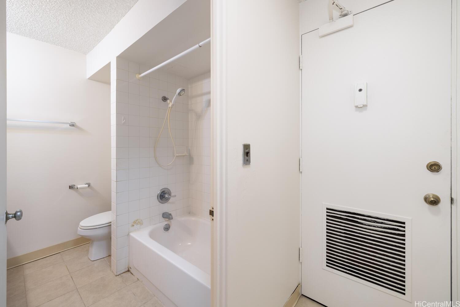 Pacific Grand condo # 404, Honolulu, Hawaii - photo 5 of 20