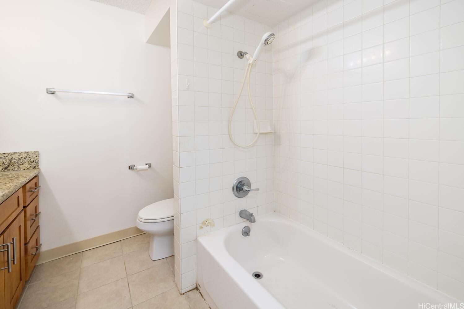 Pacific Grand condo # 404, Honolulu, Hawaii - photo 6 of 20