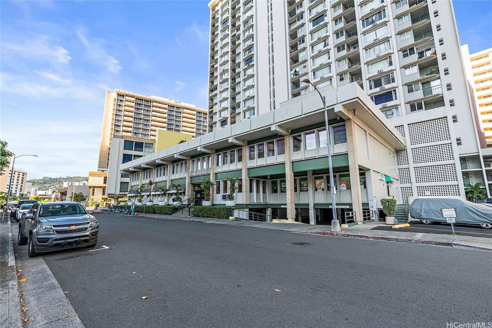 Pacific Grand condo # 708, Honolulu, Hawaii - photo 13 of 17