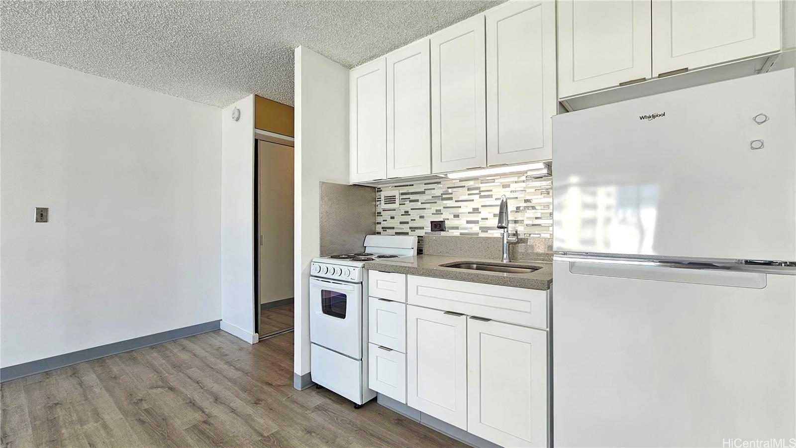 Pacific Grand condo # 801, Honolulu, Hawaii - photo 3 of 23