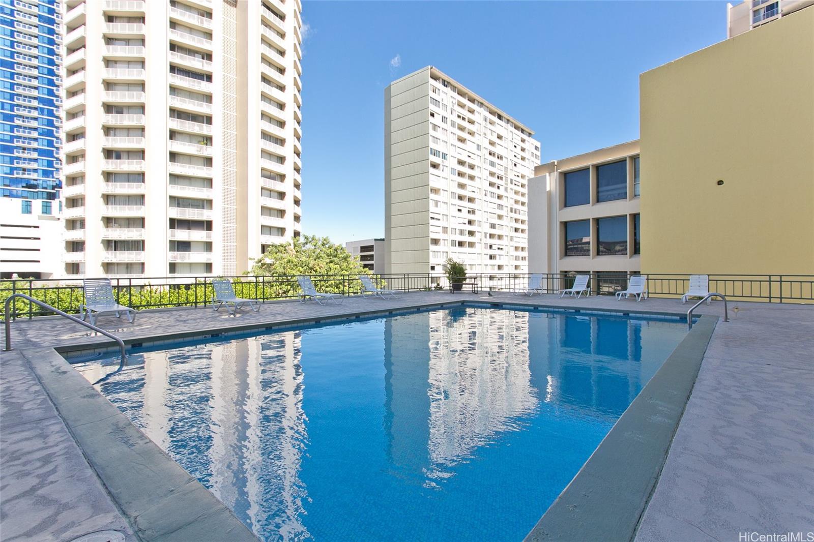 Pacific Grand condo # 810, Honolulu, Hawaii - photo 8 of 10