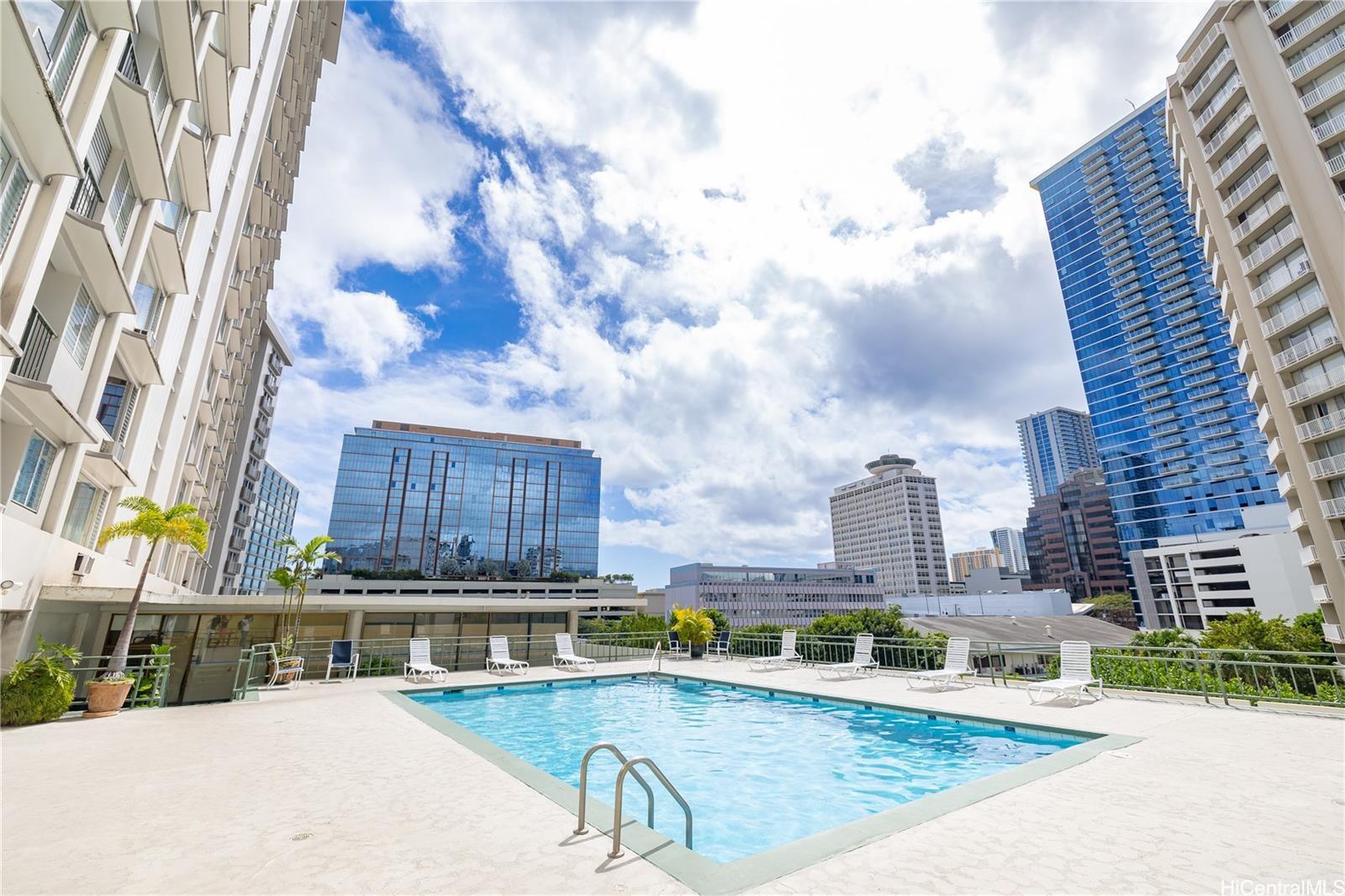 Pacific Grand condo # 902, Honolulu, Hawaii - photo 4 of 24