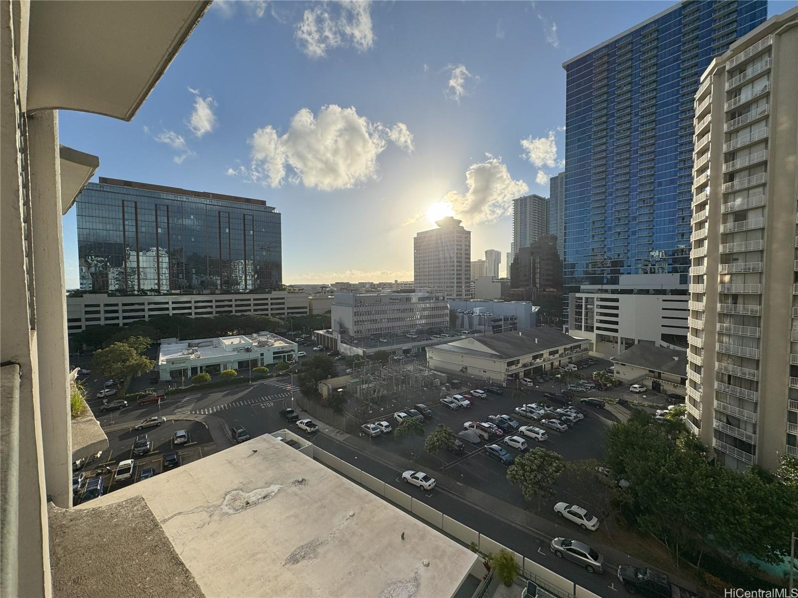 Pacific Grand condo # 902, Honolulu, Hawaii - photo 7 of 24