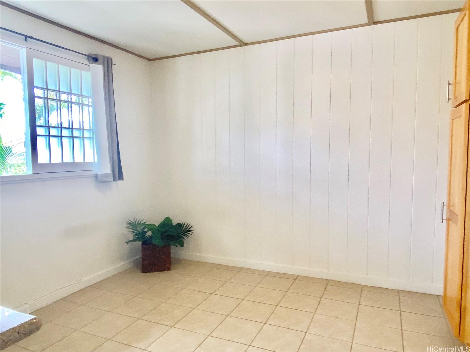 748 Luawai St Honolulu - Rental - photo 22 of 25