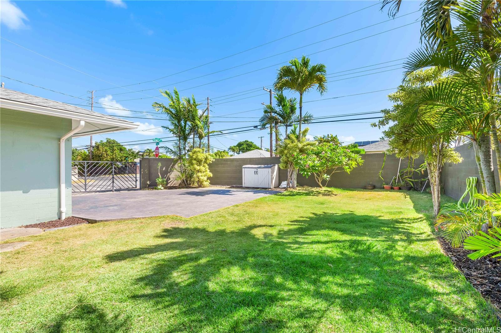 749  Oneawa Street Coconut Grove, Kailua home - photo 23 of 25