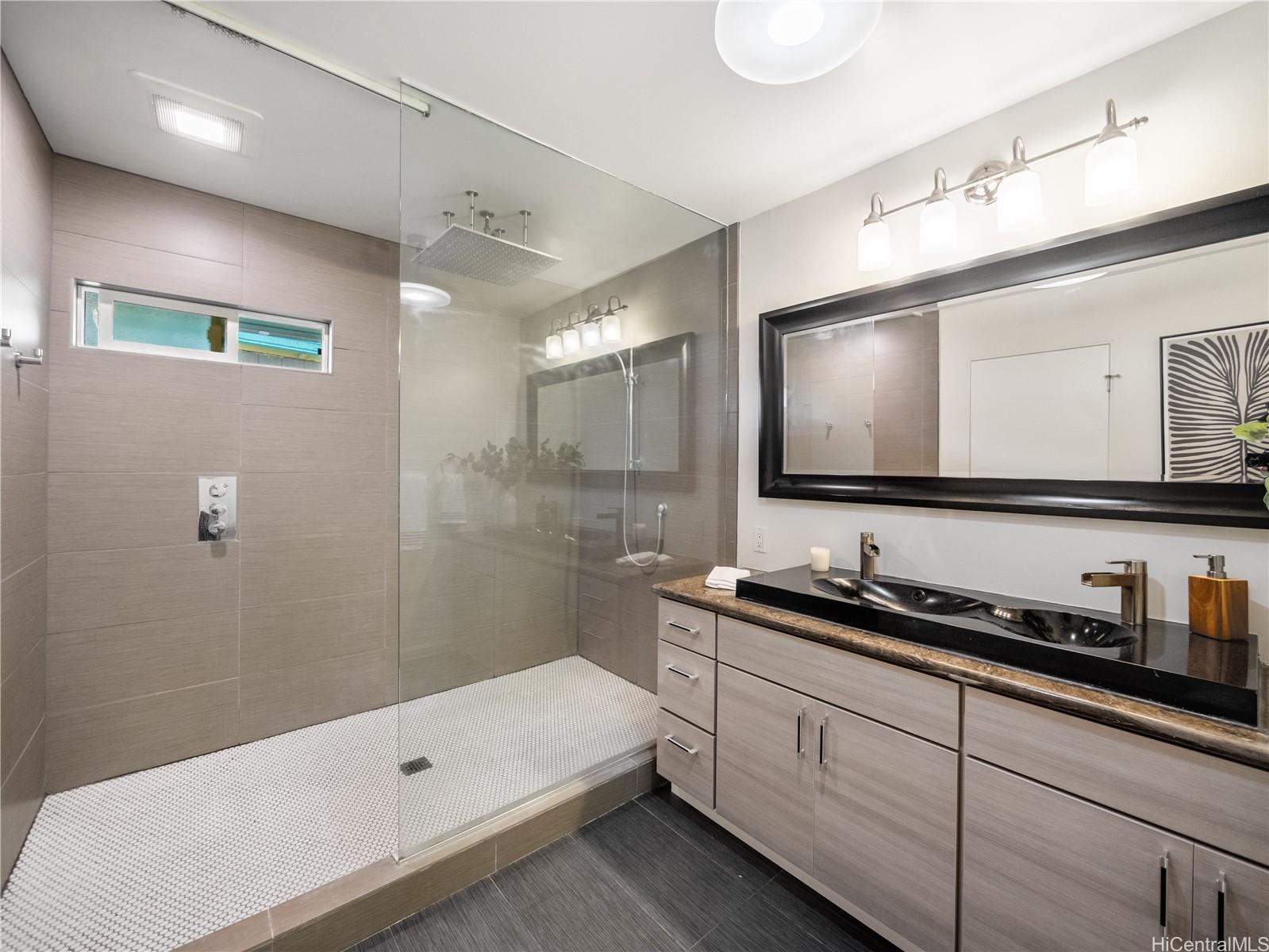 749  Oneawa Street Coconut Grove, Kailua home - photo 13 of 25