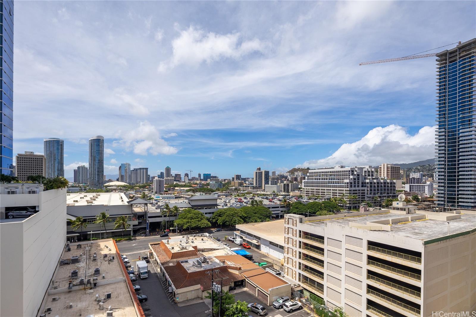 Holiday Village condo # 1102, Honolulu, Hawaii - photo 13 of 17