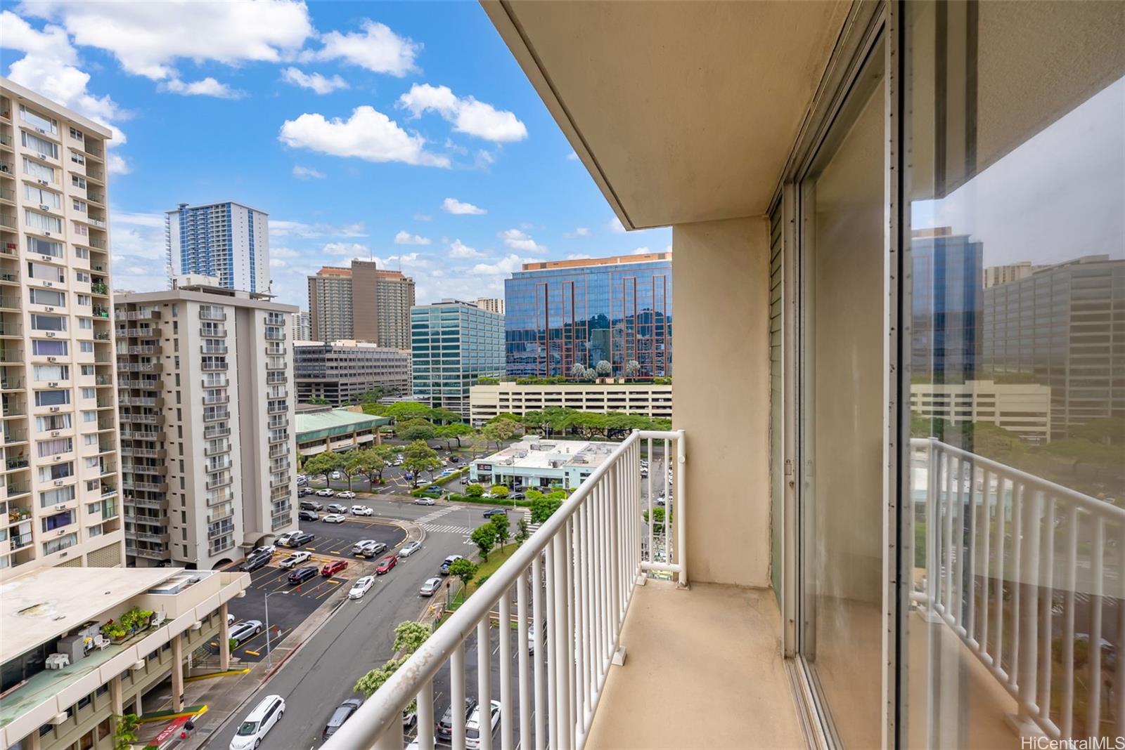 Holiday Village condo # 1207, Honolulu, Hawaii - photo 15 of 25