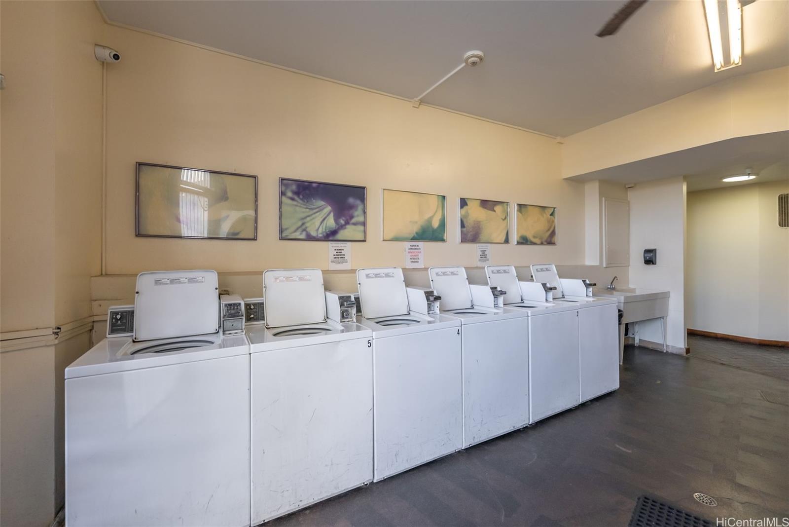 Holiday Village condo # 1207, Honolulu, Hawaii - photo 17 of 25