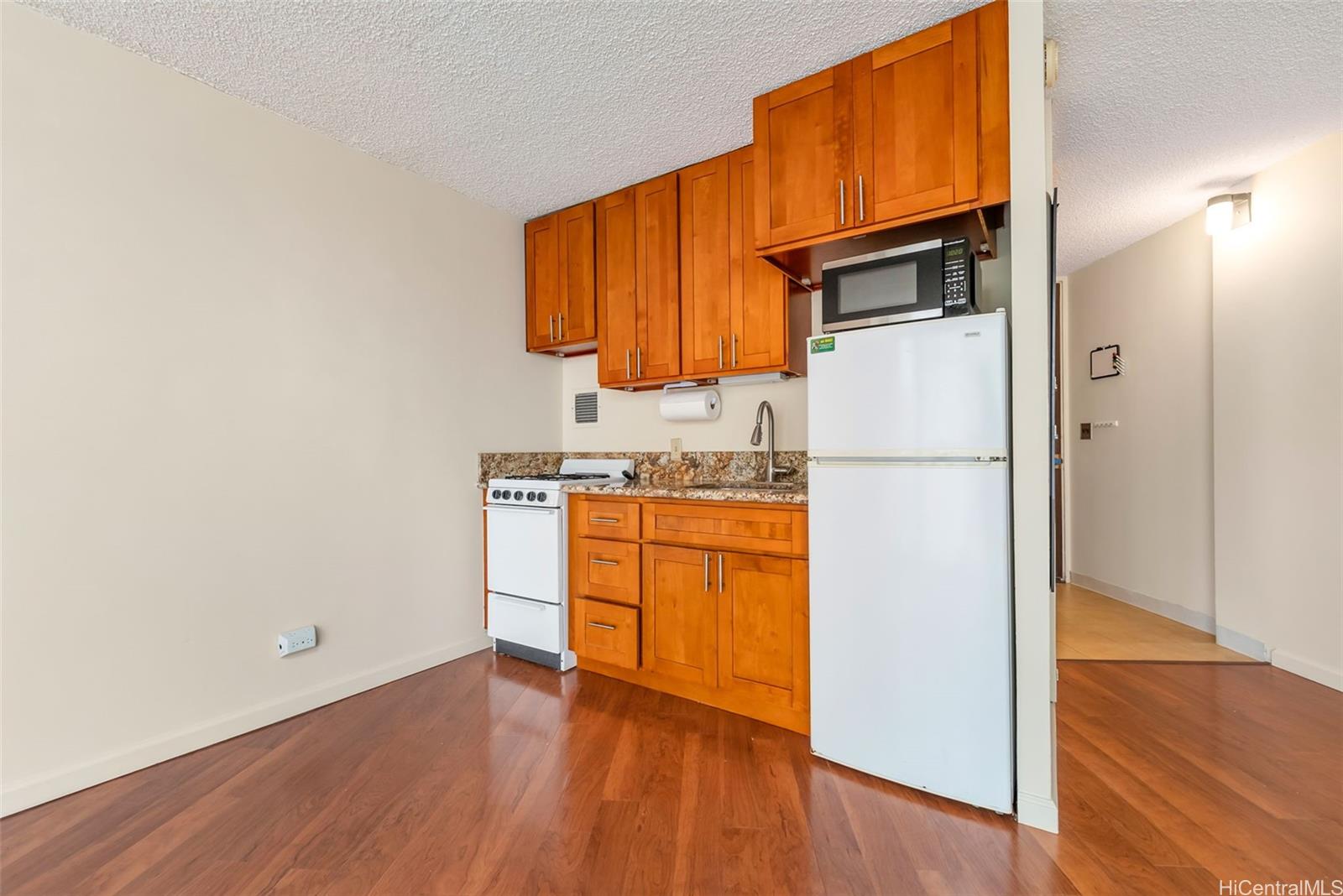 Holiday Village condo # 1207, Honolulu, Hawaii - photo 7 of 25