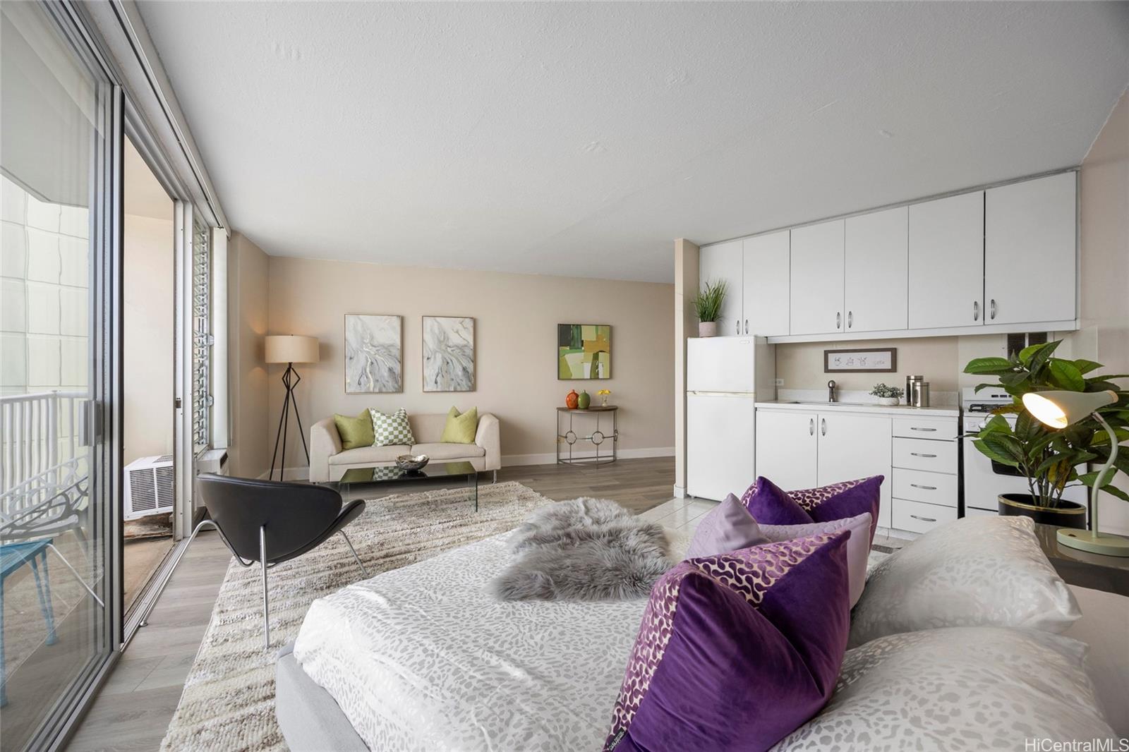 Holiday Village condo # 1302, Honolulu, Hawaii - photo 10 of 24