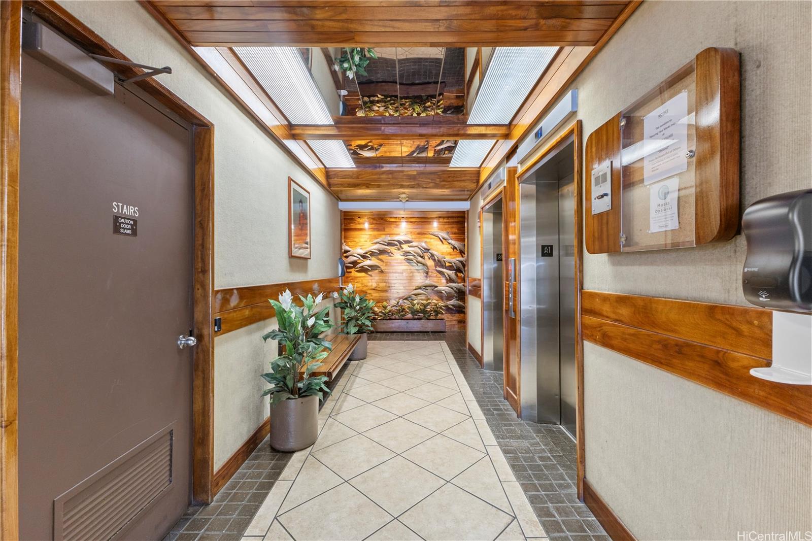 Holiday Village condo # 1702, Honolulu, Hawaii - photo 23 of 25