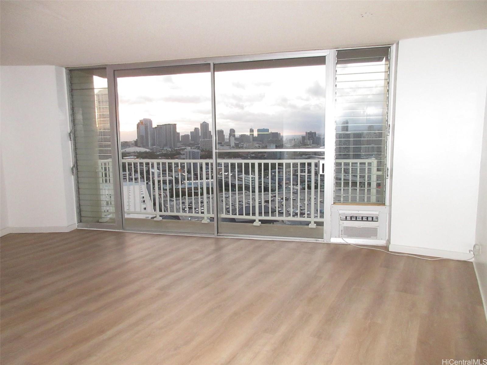 Holiday Village condo # 1902, Honolulu, Hawaii - photo 6 of 21