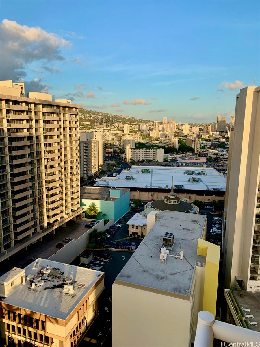 Holiday Village condo # 1904, Honolulu, Hawaii - photo 10 of 11