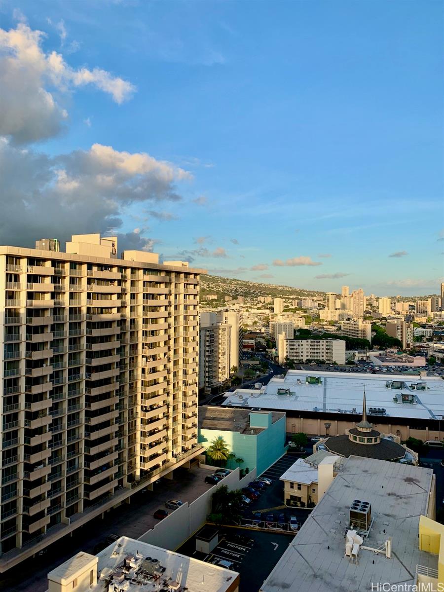 Holiday Village condo # 1904, Honolulu, Hawaii - photo 11 of 11