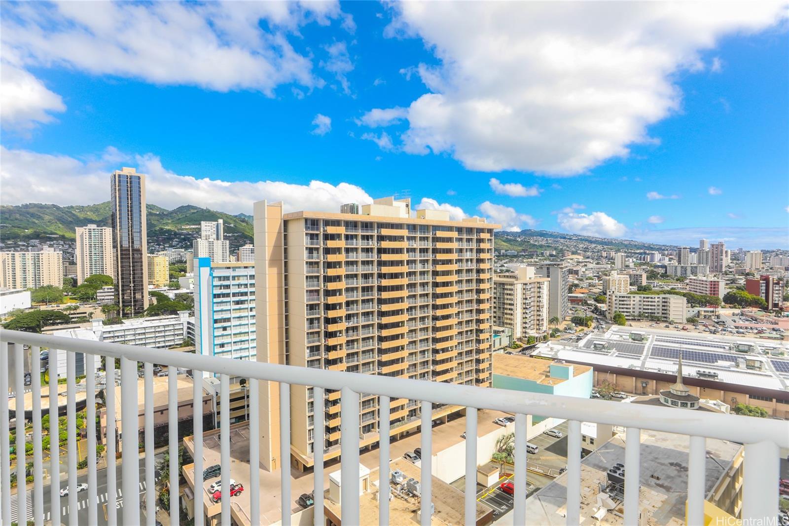 Holiday Village condo # 1906, Honolulu, Hawaii - photo 17 of 25