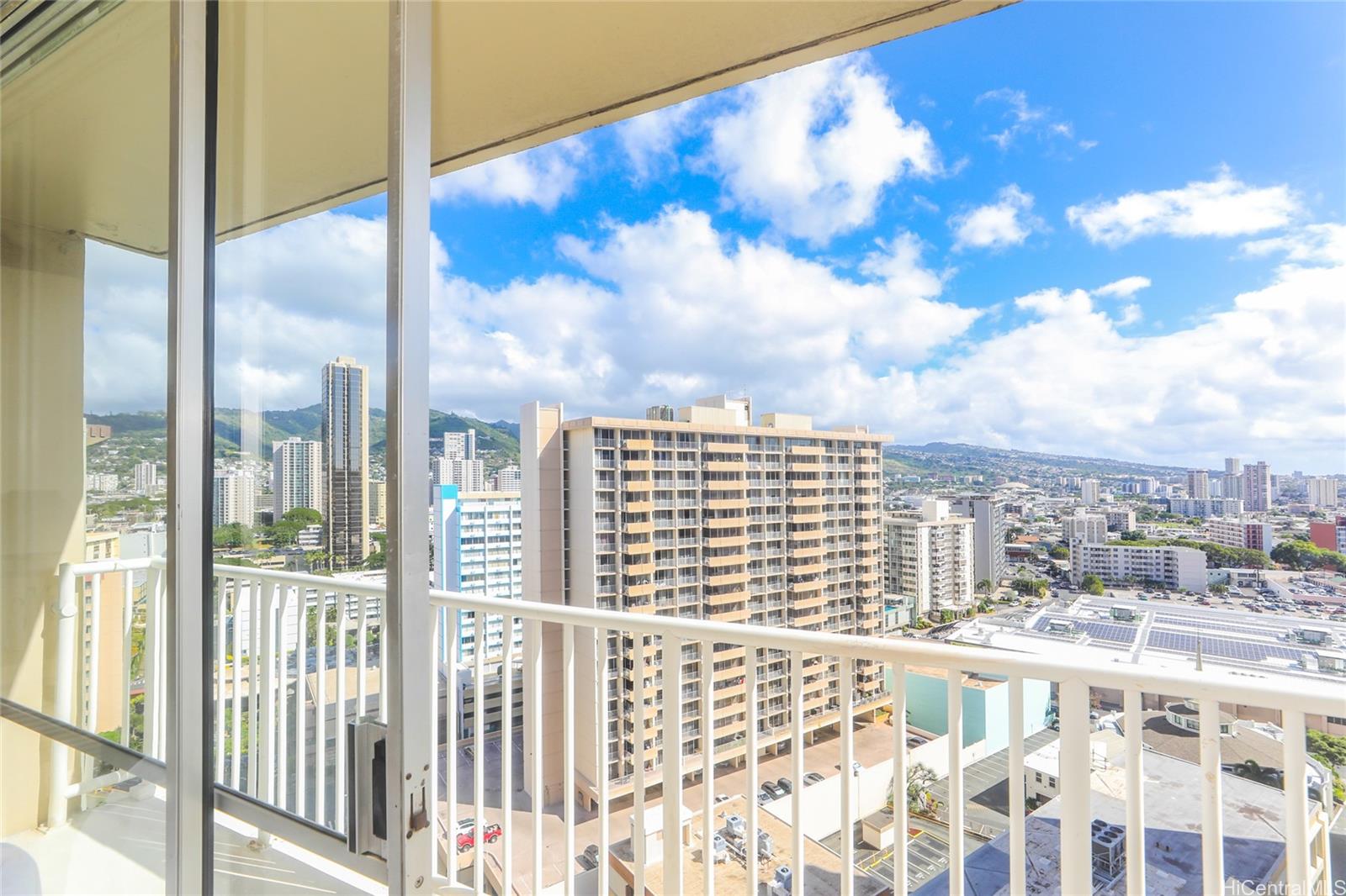 Holiday Village condo # 1906, Honolulu, Hawaii - photo 18 of 25