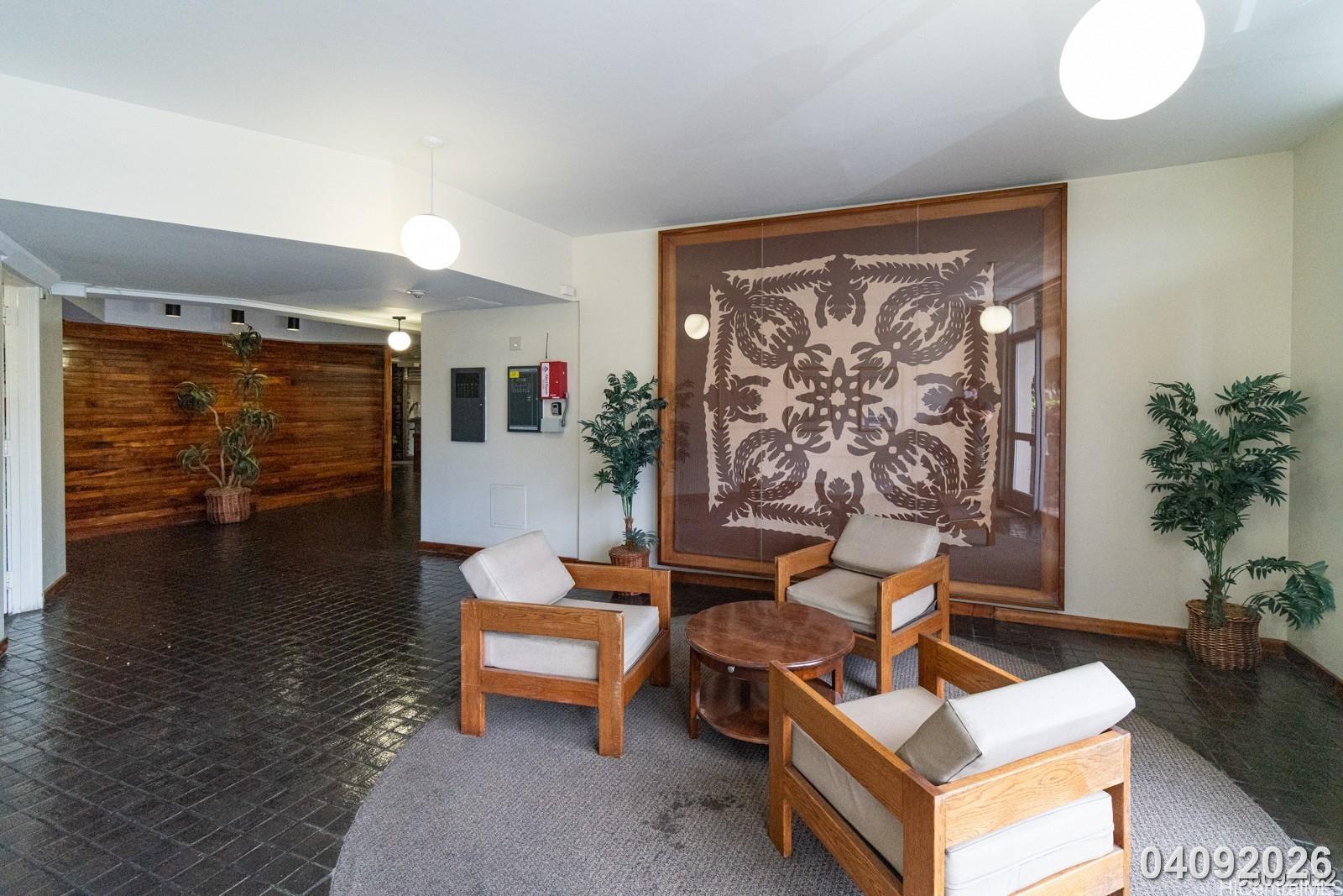 750 Amana Street Honolulu - Rental - photo 2 of 21