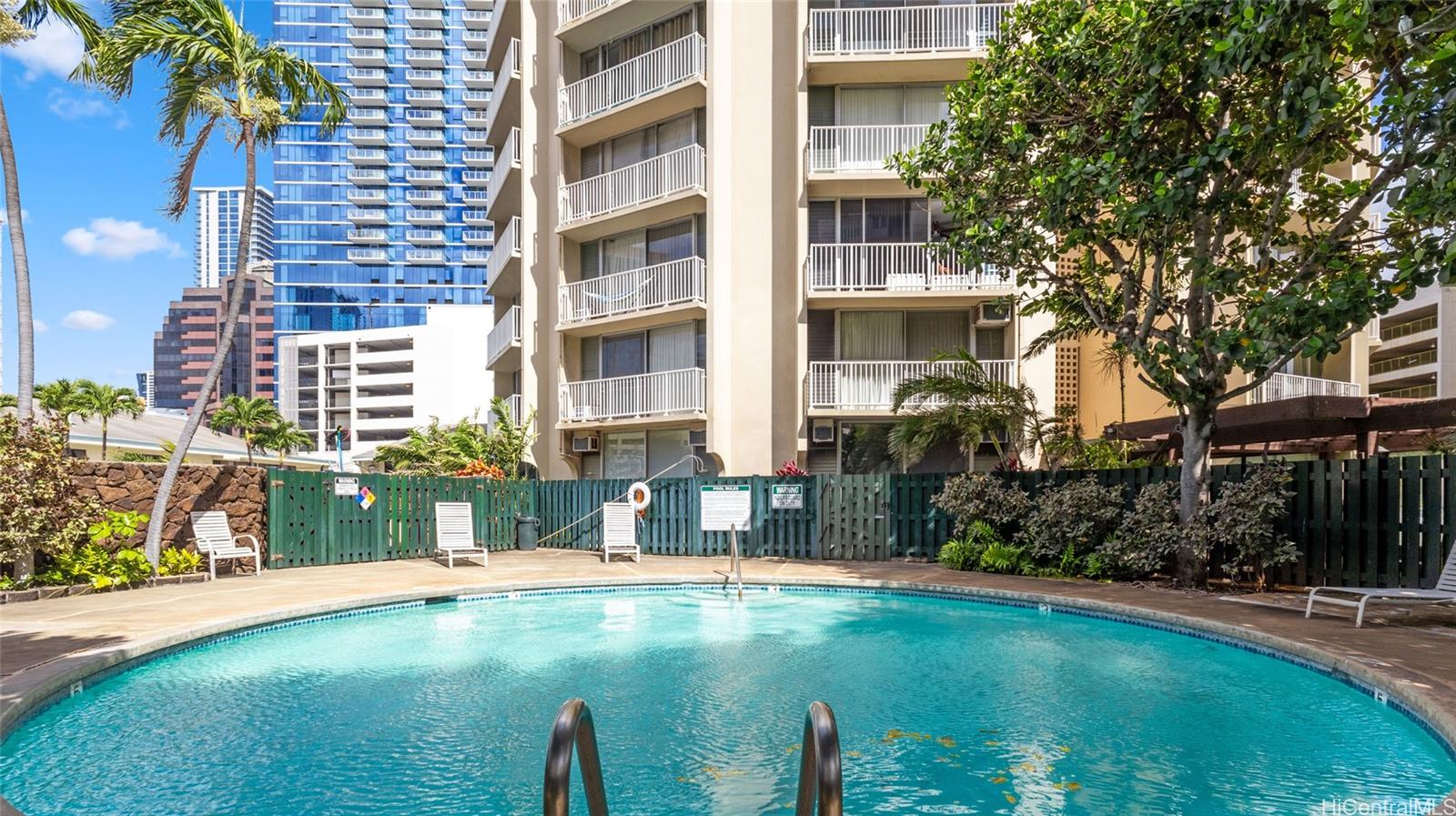 Holiday Village condo # 208, Honolulu, Hawaii - photo 15 of 18