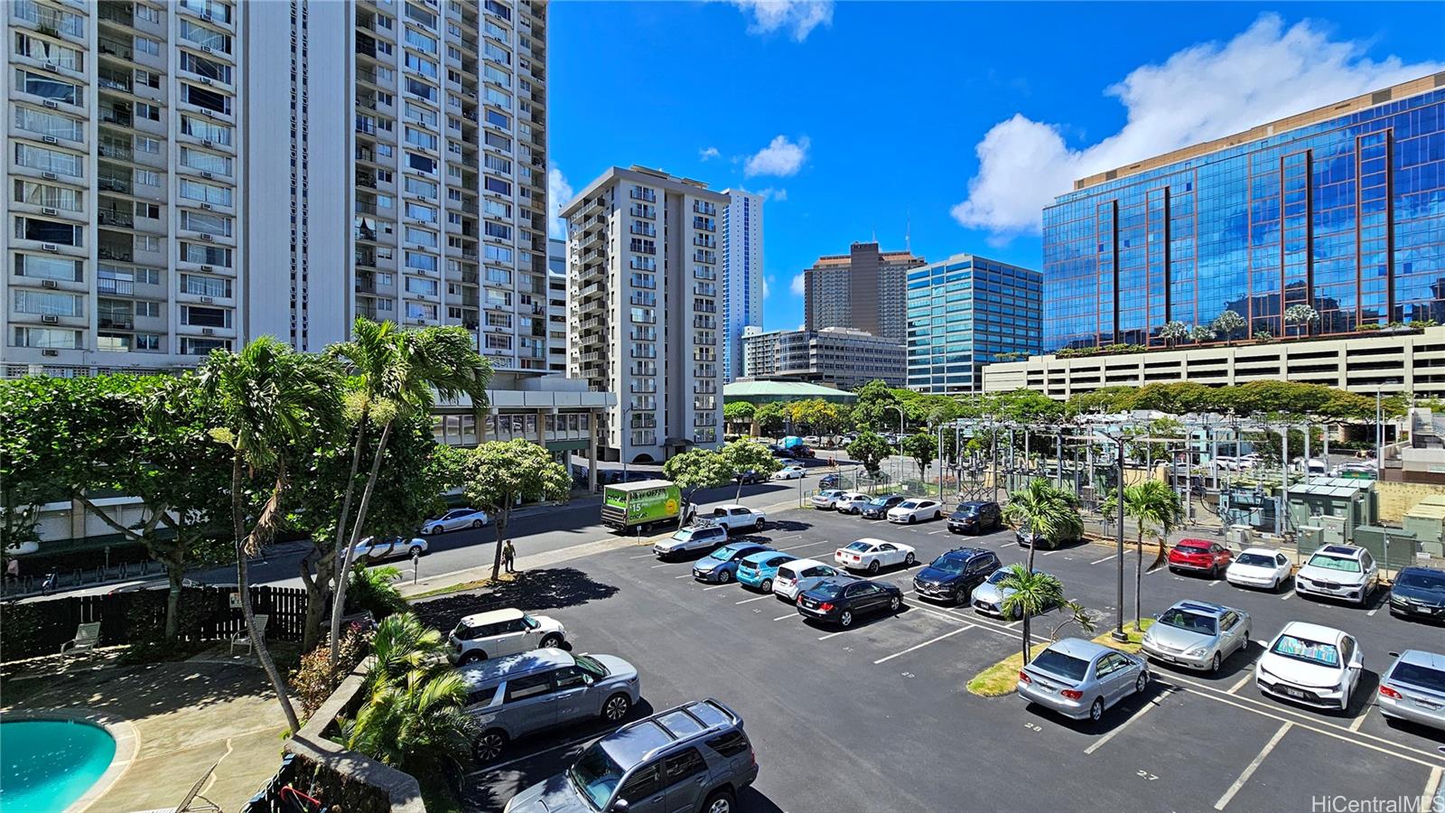 Holiday Village condo # 309, Honolulu, Hawaii - photo 7 of 21