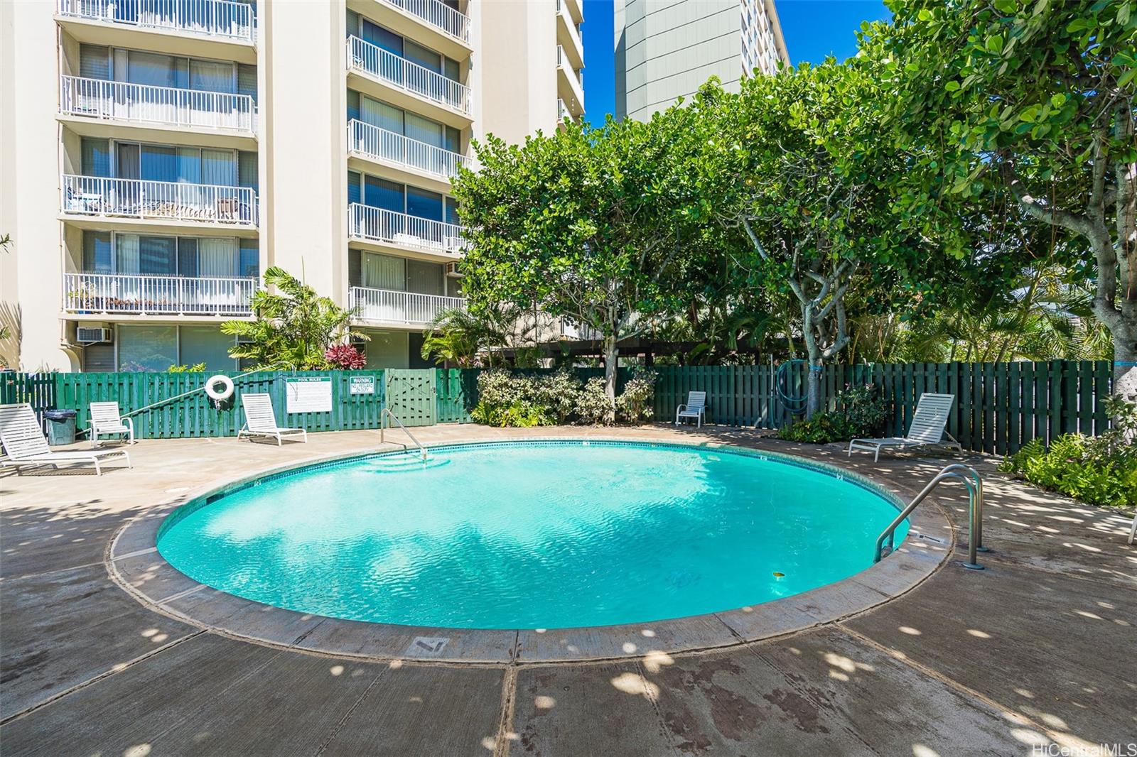 Holiday Village condo # 806, Honolulu, Hawaii - photo 18 of 22