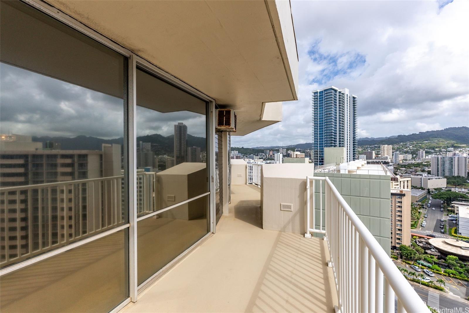 Holiday Village condo # P2, Honolulu, Hawaii - photo 15 of 25