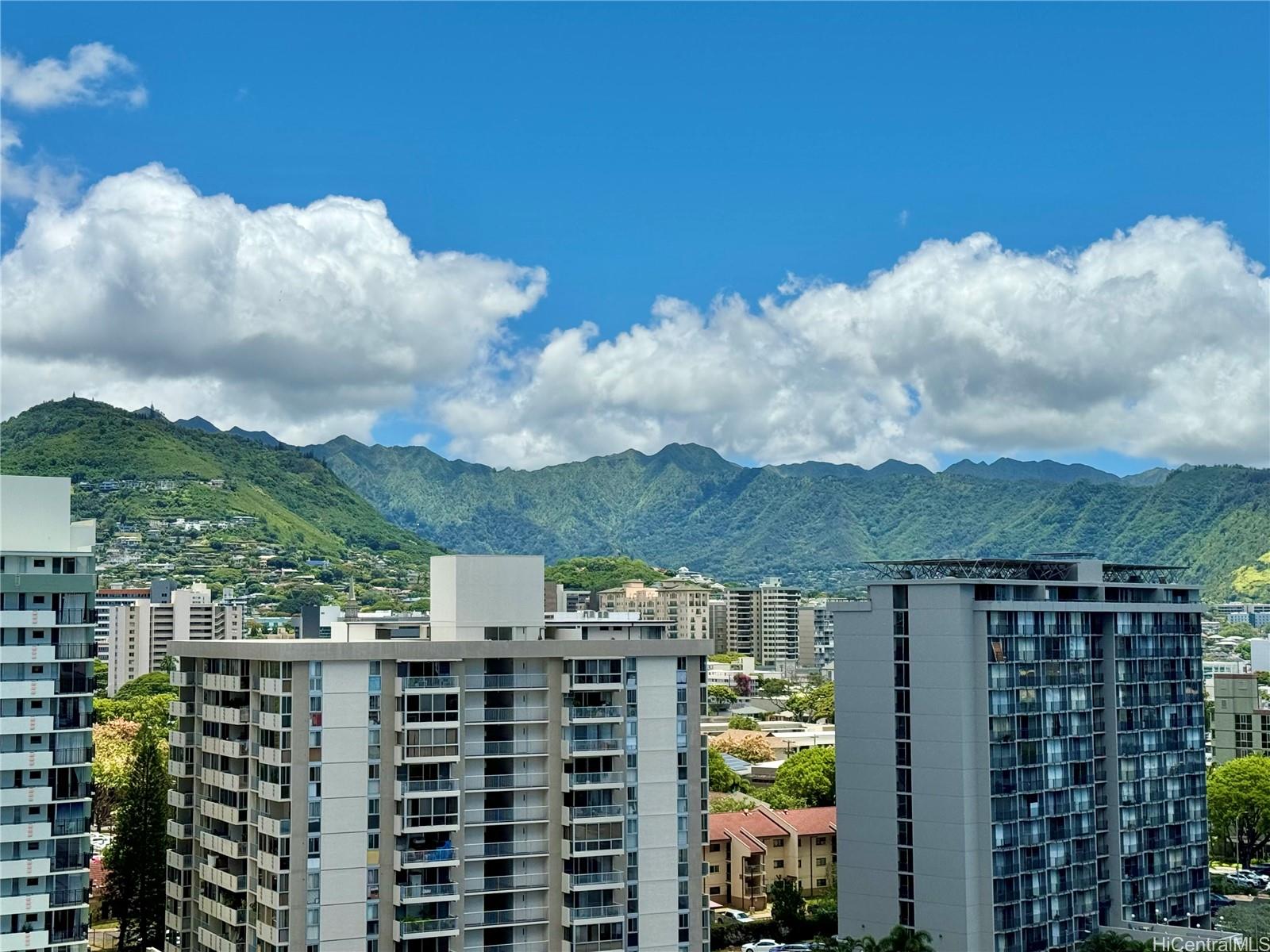 Kapiolani Belaire condo # 1403, Honolulu, Hawaii - photo 4 of 25