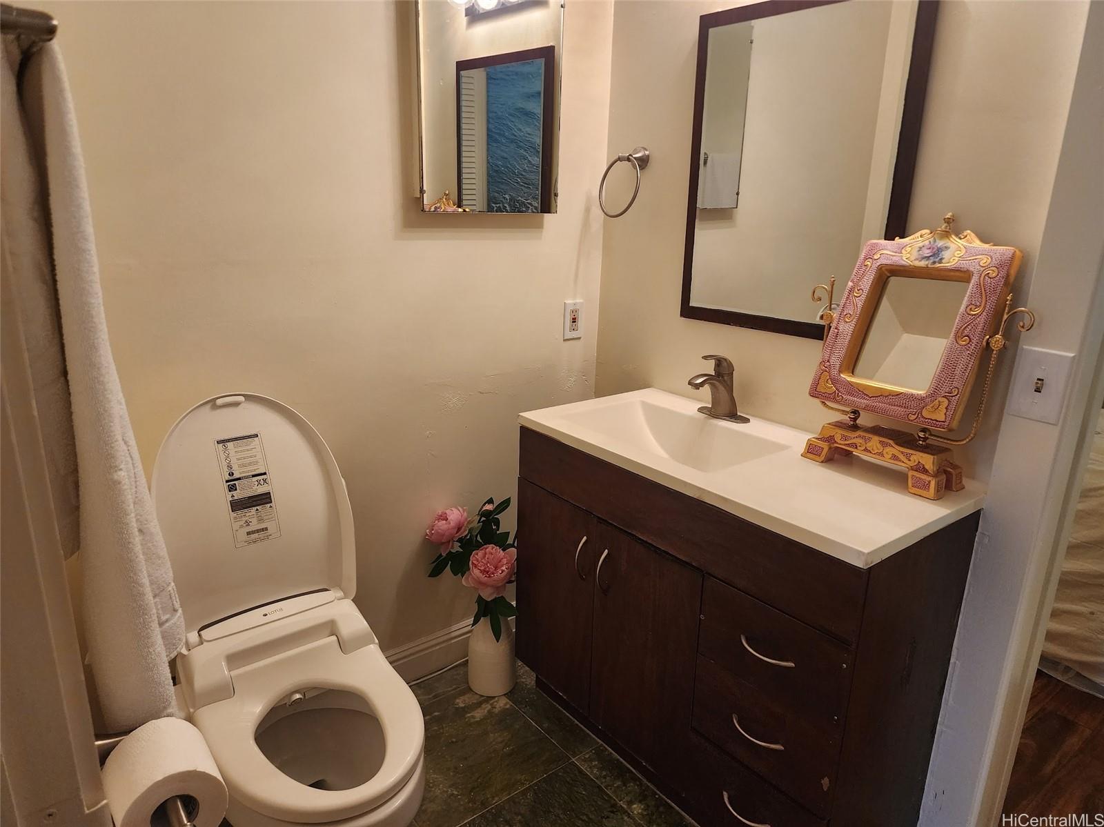 Kapiolani Belaire condo # 1405, Honolulu, Hawaii - photo 10 of 16