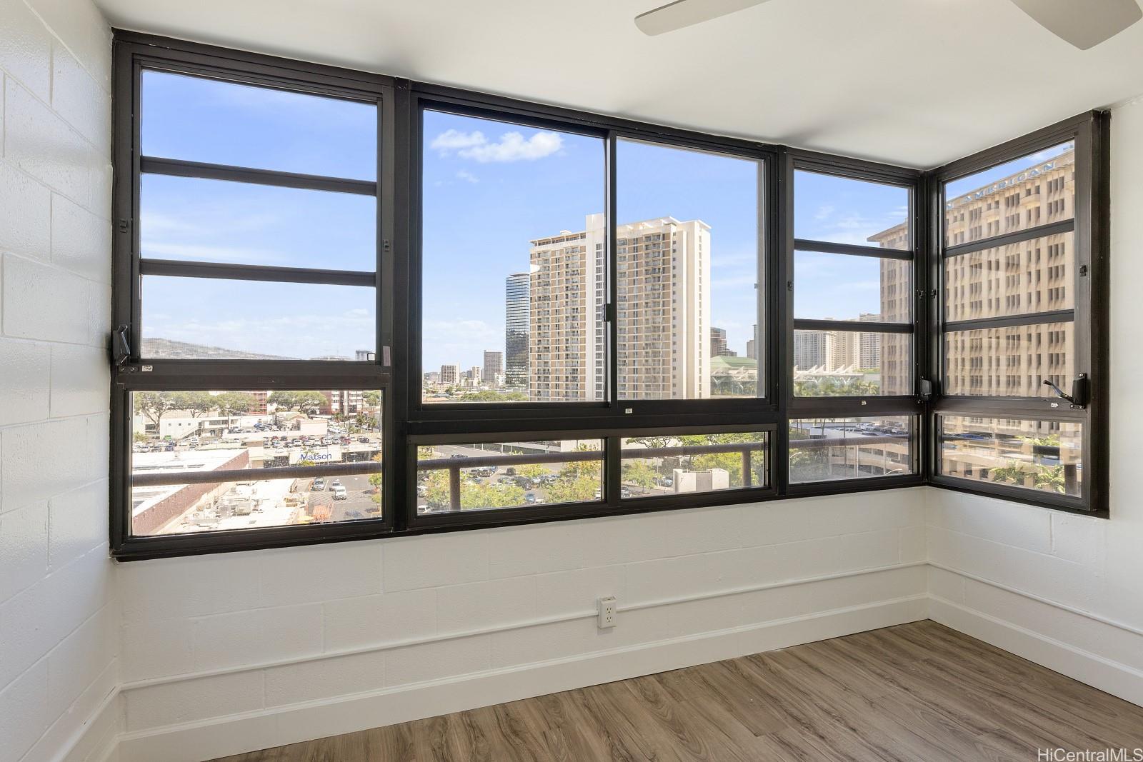 Kapiolani Belaire condo # 801, Honolulu, Hawaii - photo 4 of 23