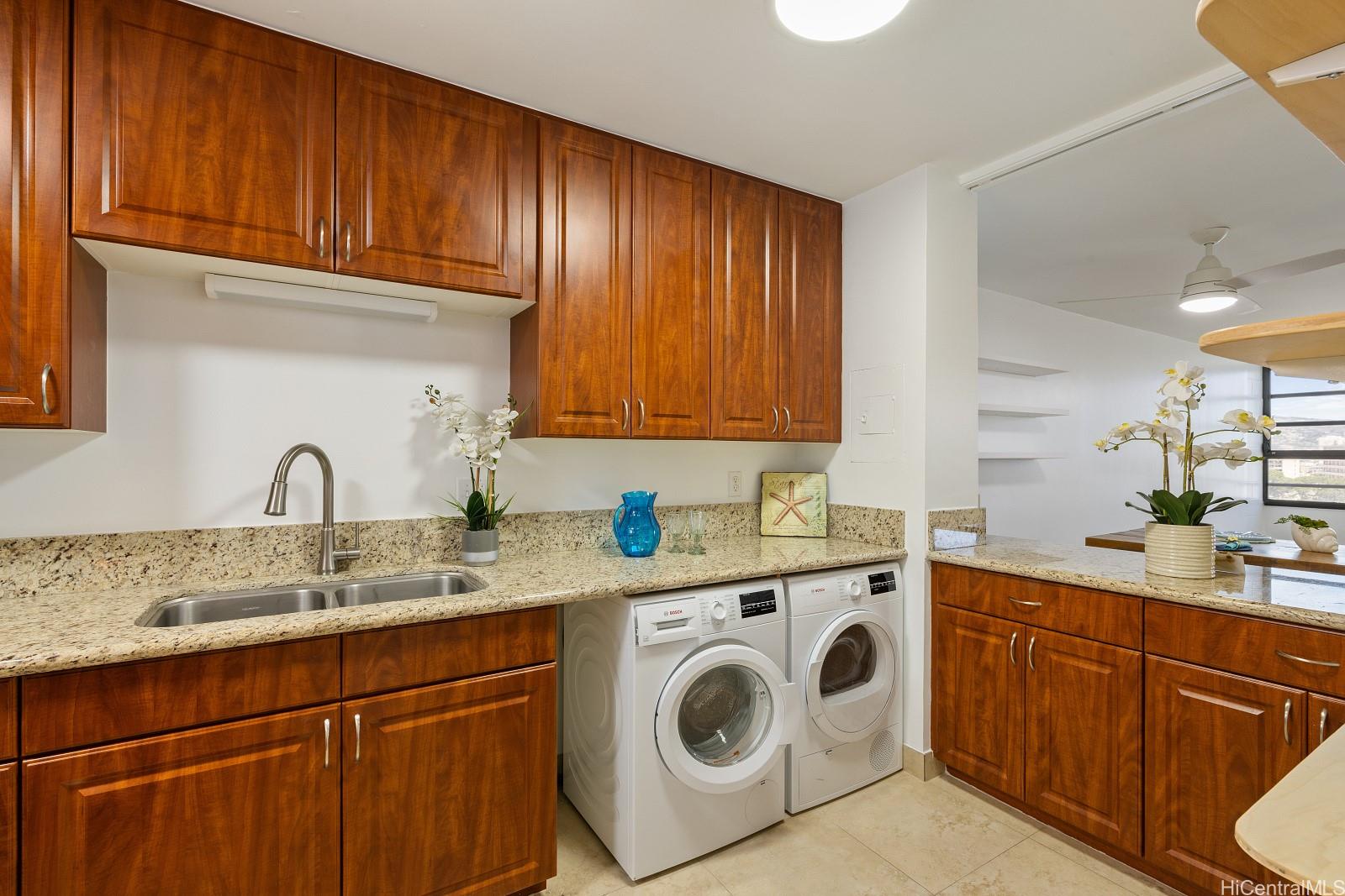 Kapiolani Belaire condo # 801, Honolulu, Hawaii - photo 6 of 23