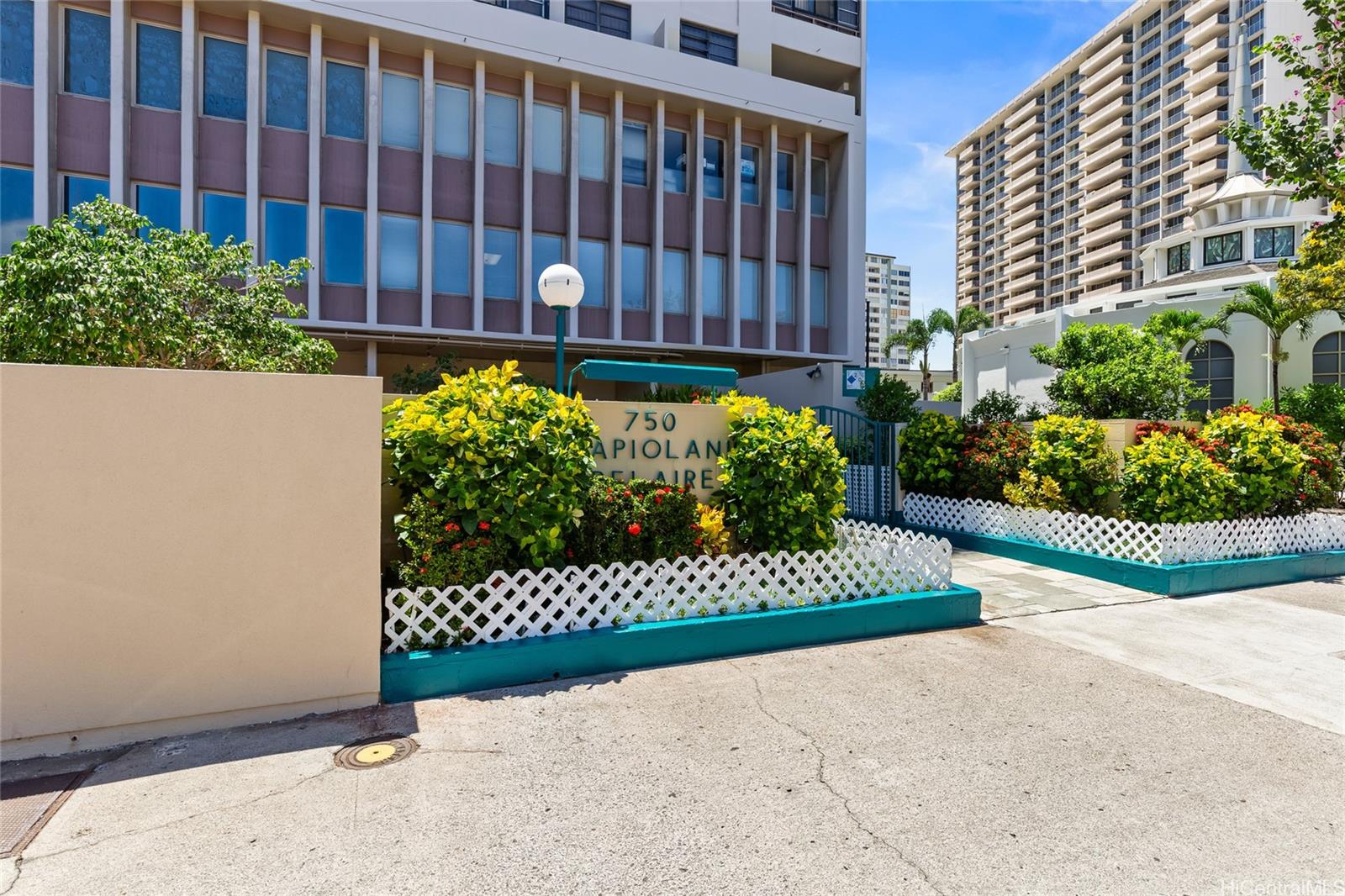Kapiolani Belaire condo # 901, Honolulu, Hawaii - photo 22 of 25
